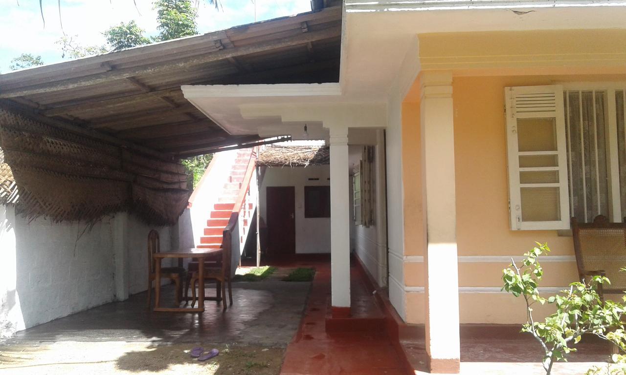 Ocean Edge Villa Midigama Luaran gambar