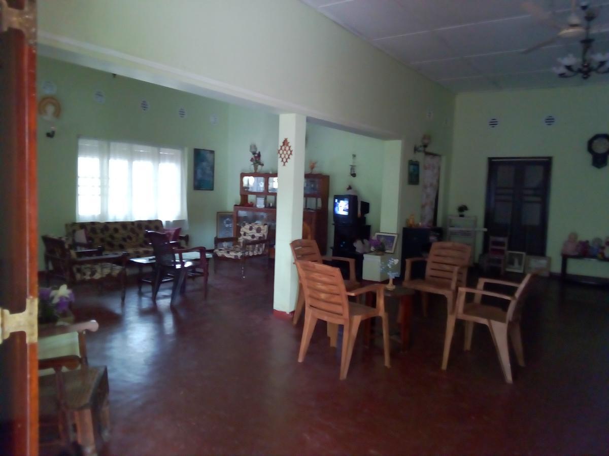 Ocean Edge Villa Midigama Luaran gambar